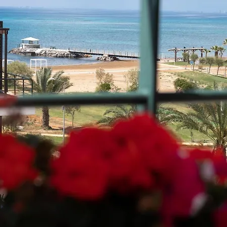 Mandaloun With Sea View