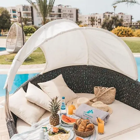 Mandaloun With Sea View Apartament Vokolidha